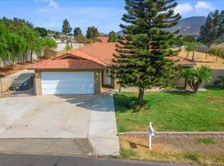 6995 Darlene Ln, Riverside, CA 92509
