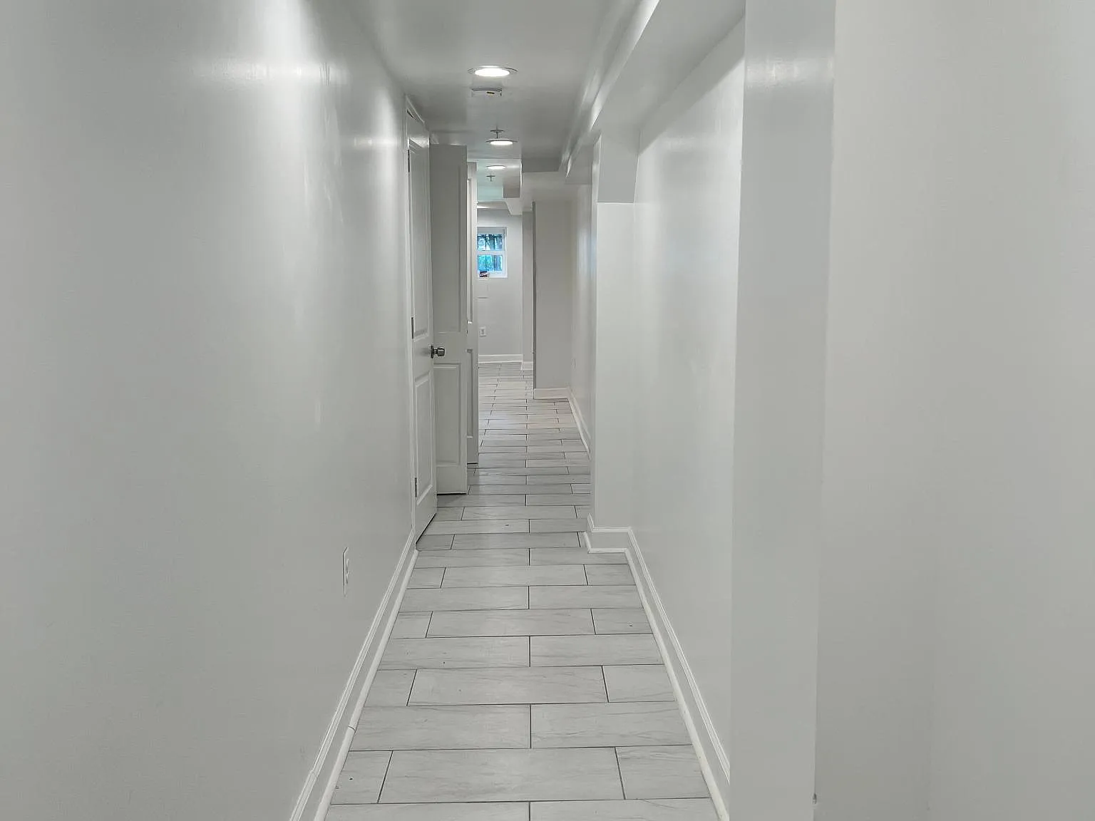 2 bed, 1150 sqft, $2,700 — Photo 3