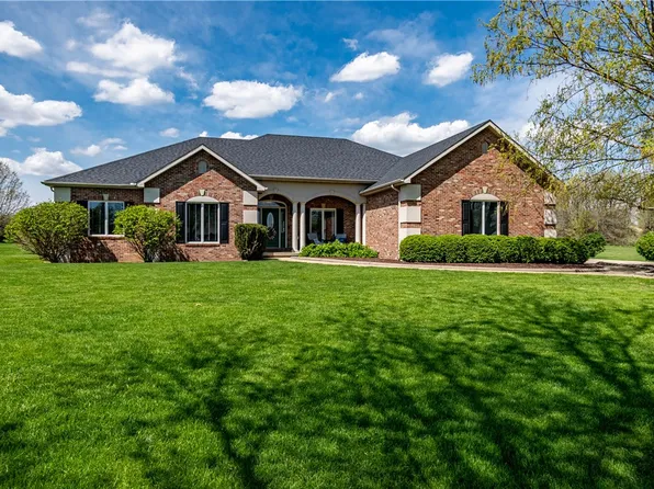 5145 Goodwin Ct, Dalton City, IL 61925