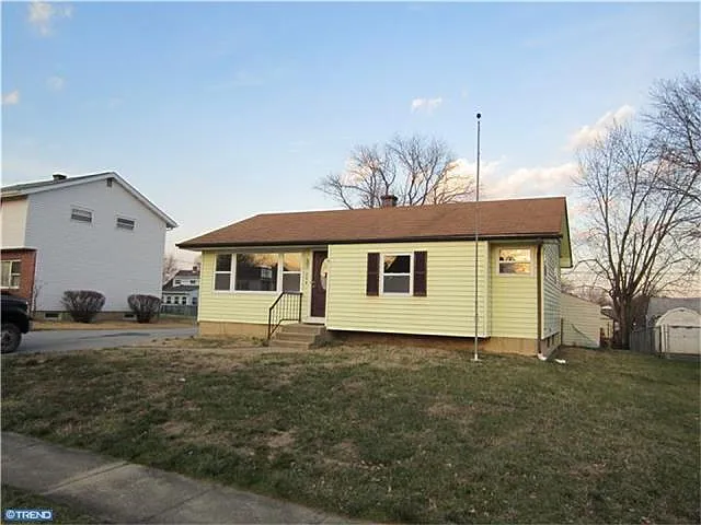 3 bed, 1550 sqft, $2,550 — Photo 2