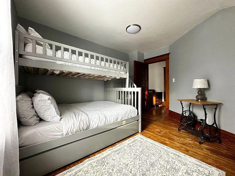610 Jefferson St — Photo 43