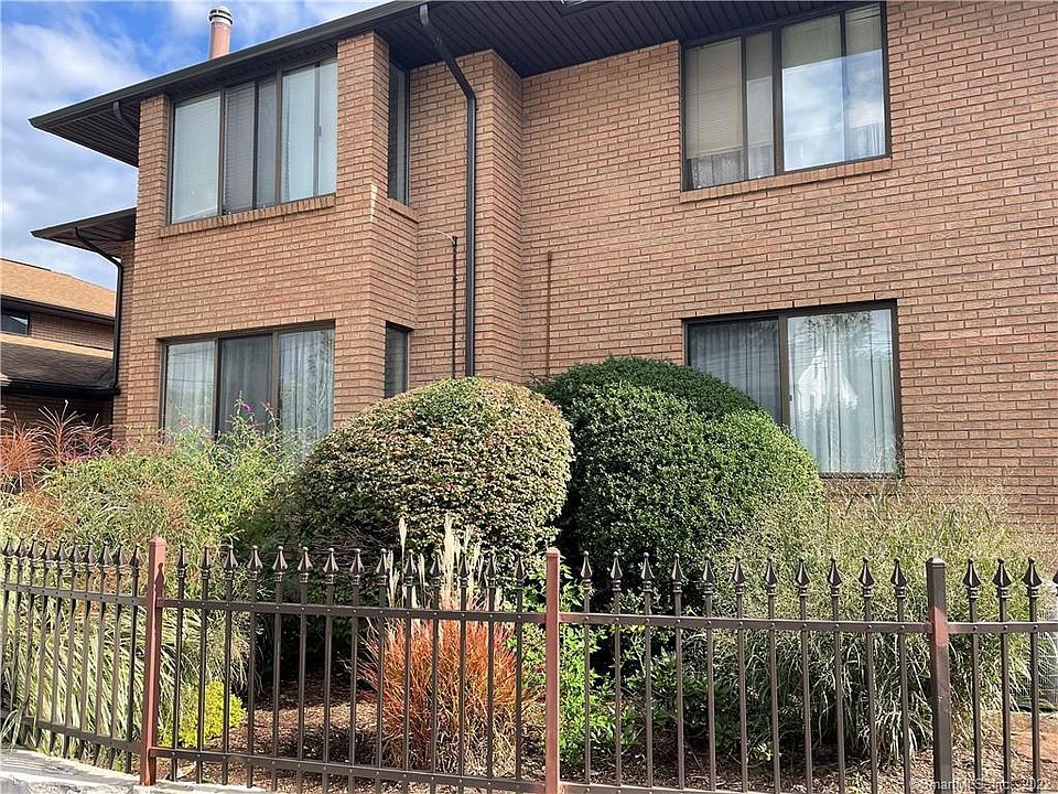 The Anchorage Condominiums 350 Grovers Ave Bridgeport CT Zillow