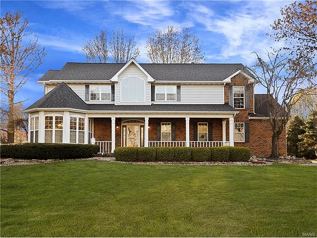 1st image of 4 Goldenrod Ln