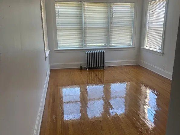 605 E 80th Chicago LLC