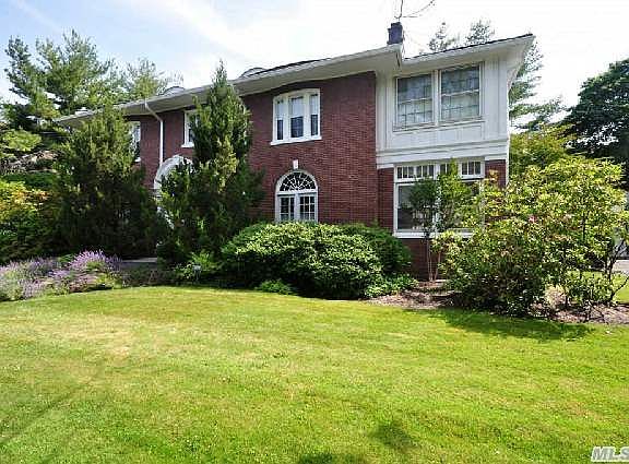 3rd image of 96 Neptune Ave