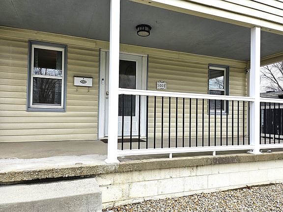 5th image of 1002 E Albany St