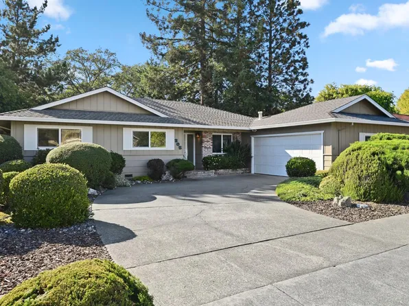 305 Simone Place N, Santa Rosa, CA 95409