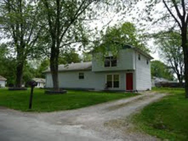 200 Conniston Dr photo 1