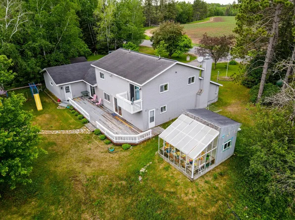 3747 Rolling Acres Dr, Rhinelander, WI 54501