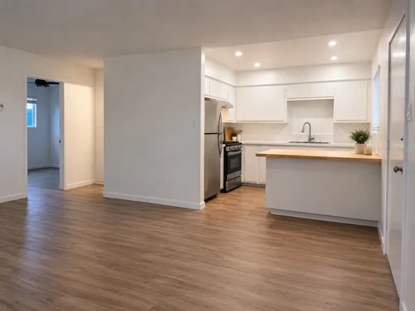 1029 Norwalk St #2B, Delano, CA 93215