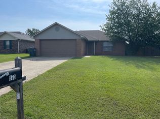 570 Cherub Dr, Conway, AR 72034