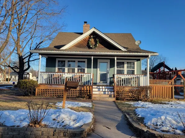 154 Dale St W, South Saint Paul, MN 55075
