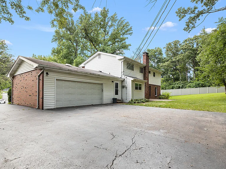 54 Morwood Ln — Photo 30