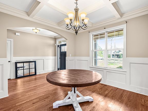 4th image of 1727 River Run Ct