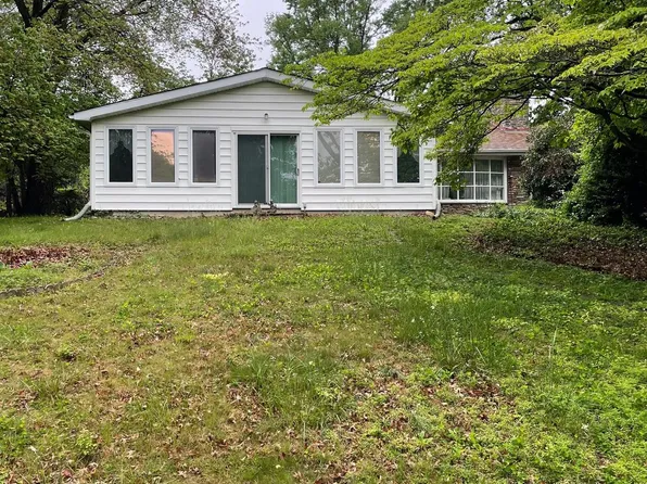 24 Winding Ln, Feasterville, PA 19053