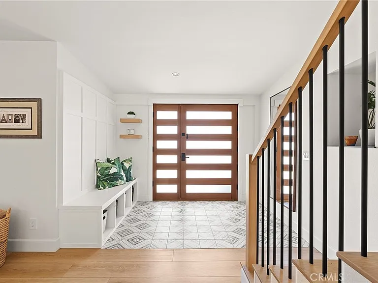 24701 Nympha Dr — Photo 3