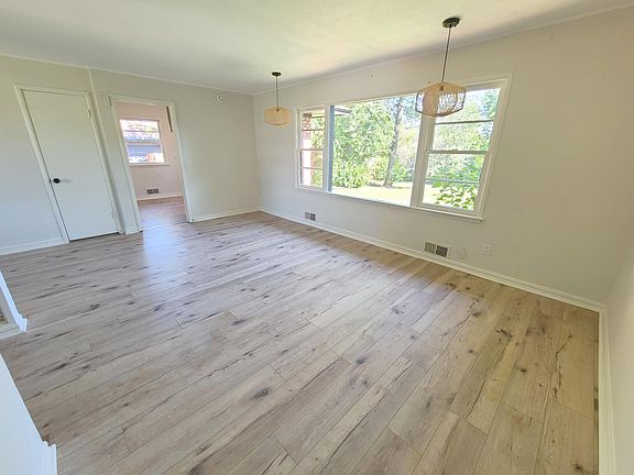 3rd image of 2201 Ashley Dr
