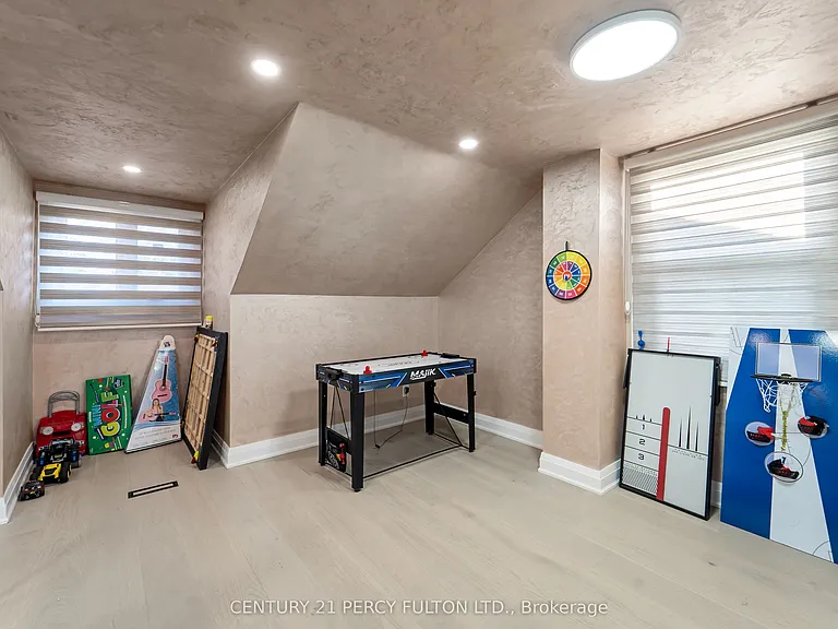1071 Glenanna Rd — Photo 41