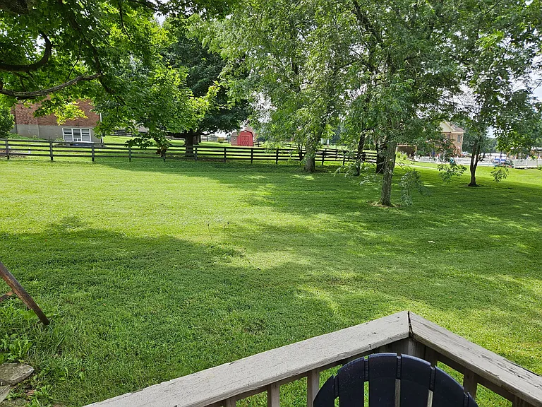 1566 Normandy Rd — Photo 16