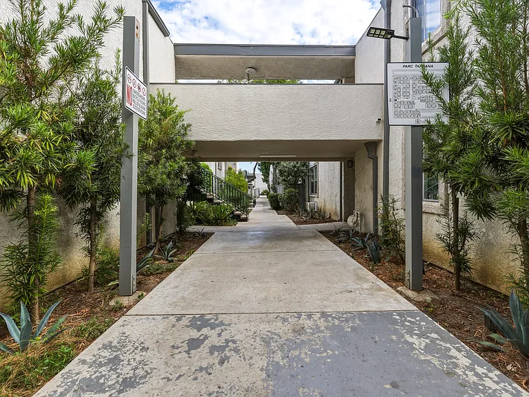 18620 Hatteras St #229 — Photo 27