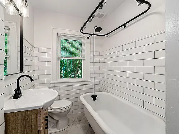 2 bed, 1000 sqft, $1,475 — Photo 4