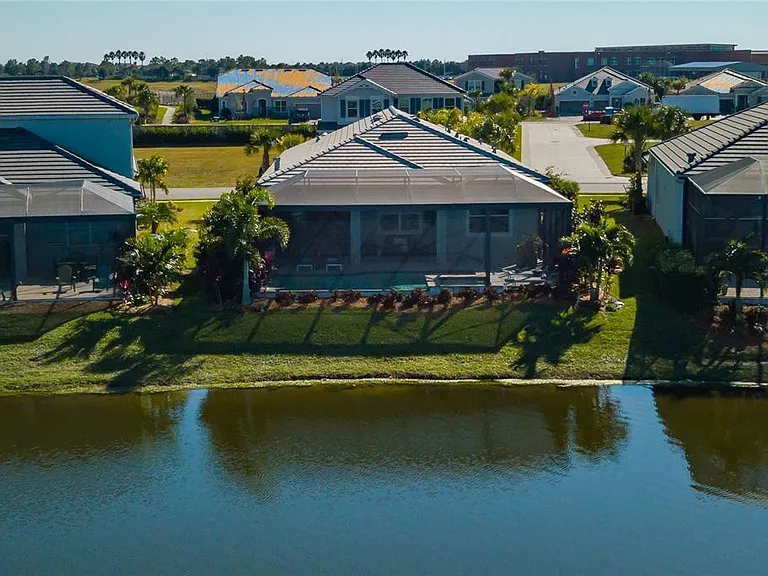 12203 Seabrook Ave — Photo 4
