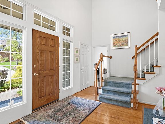 2nd image of 628 Green Rd