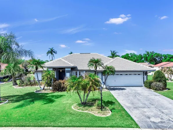 2003 New Bedford Dr, Sun City Center, FL 33573