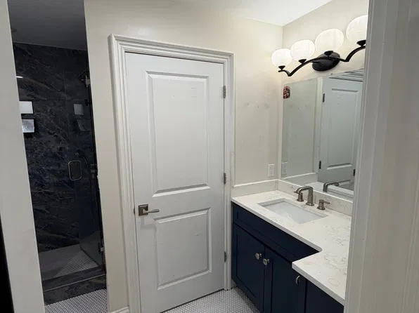 43 Sea Ray Blvd #43, Harrison Township, MI 48045