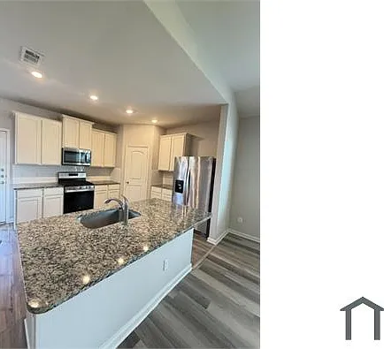 1925 Liam Dr — Photo 5