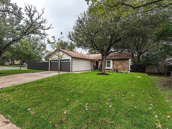 5th image of 8206 Croftwood Dr