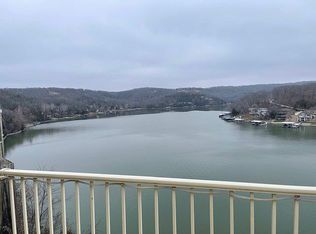 196 Bluff Blvd UNIT 3B, Camdenton, MO 65020