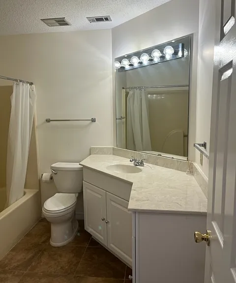 1100 Crosswinds Lndg #22 — Photo 14