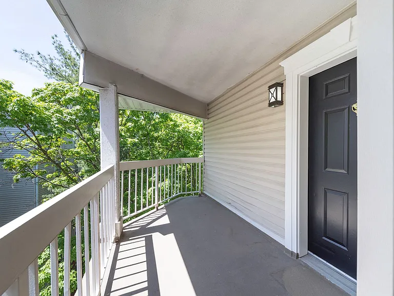 Spacious patios and balconies