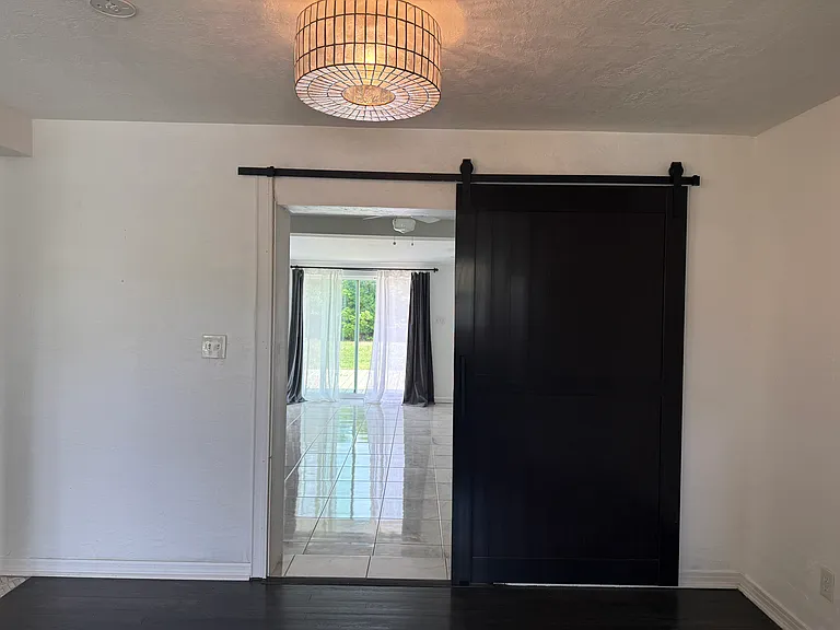 859 Canovia Ave — Photo 13