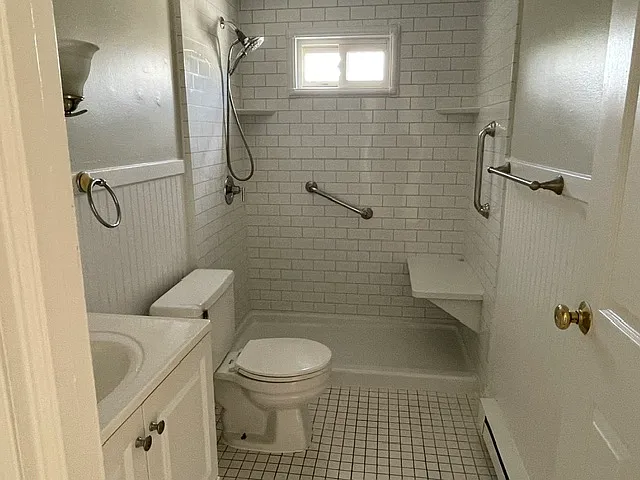 2 bed, 600 sqft, $1,900 — Photo 4
