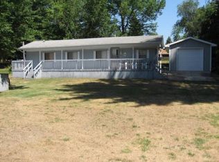 8910 Lakeview Blvd, Rodney, MI 49342