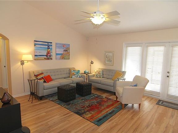 3rd image of 11627 Clair Pl