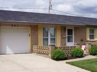 261 Oxford Dr, Fairborn, OH 45324