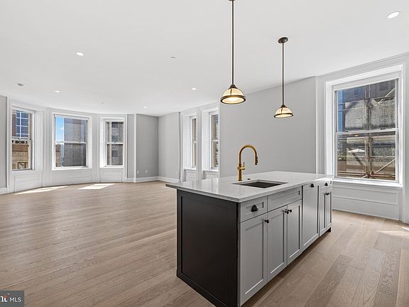 4th image of 200 Sb Rd #807