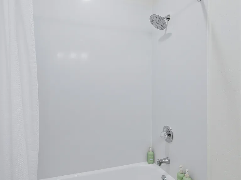437 Norfolk Dr — Photo 82