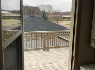 152 8th St #2, Reedsburg, WI 53959