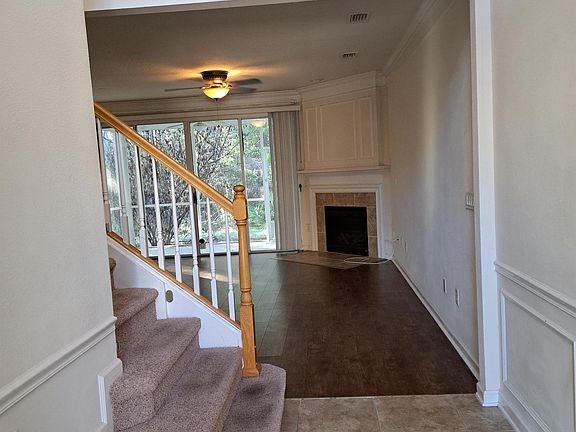 3rd image of 4047 Lionheart Dr #1