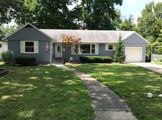 2 Elm Rdg, Mattoon, IL 61938