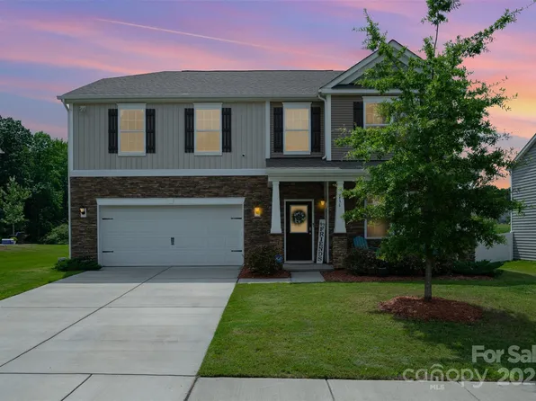 711 Saddlebred Ln, Locust, NC 28097