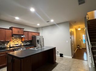 6996 Kingswood Run Dr, Doraville, GA 30340