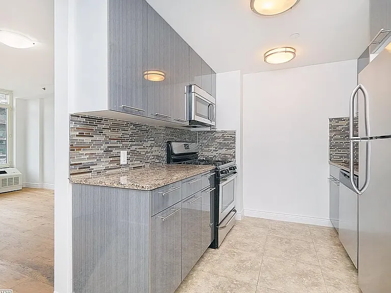 3440 Guider Ave #2E — Photo 16