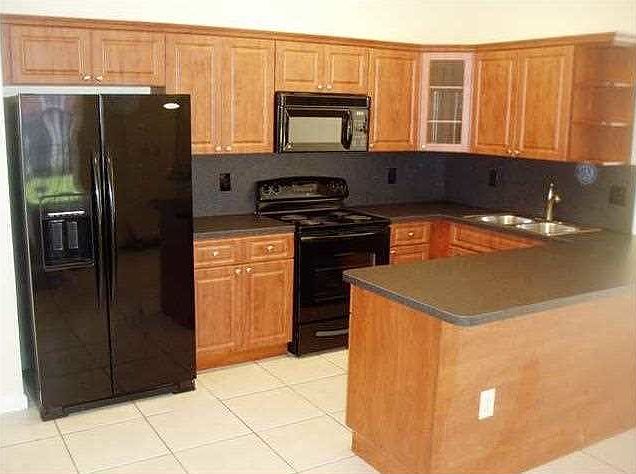 2nd image of 9550 SW 36th St