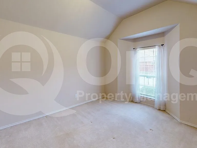 10514 Saint Georges Dr — Photo 12