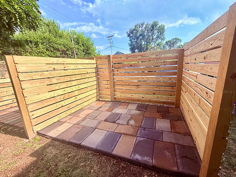 1543 Glenn Ave — Photo 15